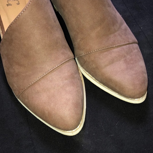 JG brand Open Side flat Slip-on Booties - Picture 5 of 8